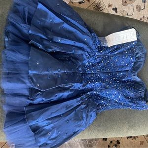 Beautiful elegant short dress in blue color sizers